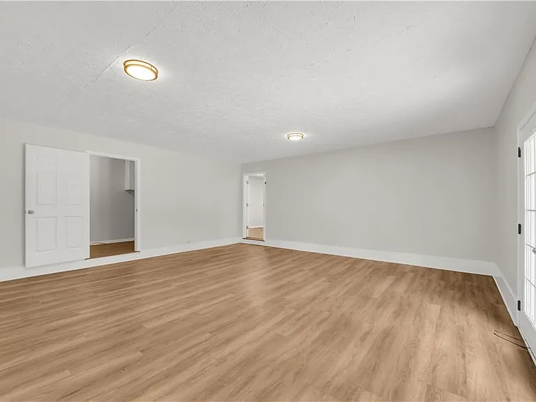 5722 Port Dr — Photo 30