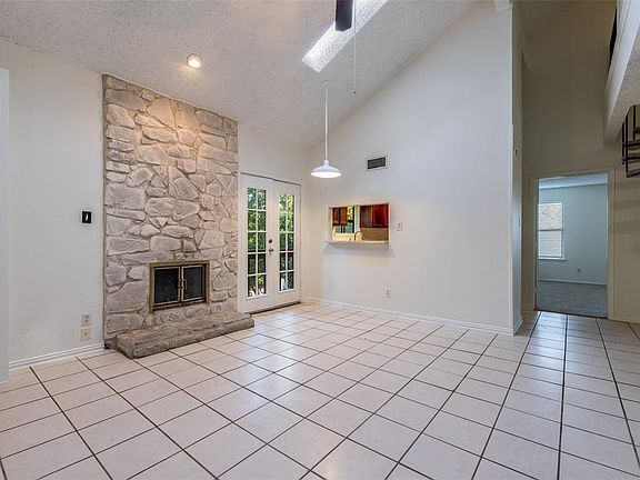 2nd image of 3506 Speedway APT 302