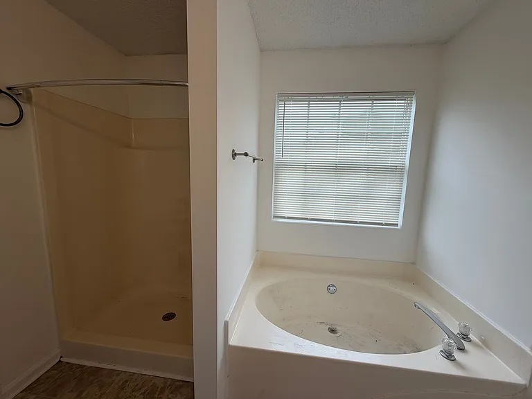 1613 Fort Perry Way — Photo 12