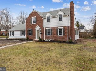 19 School Ln, Penns Grove, NJ 08069