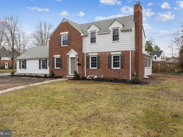 19 School Ln, Penns Grove, NJ 08069