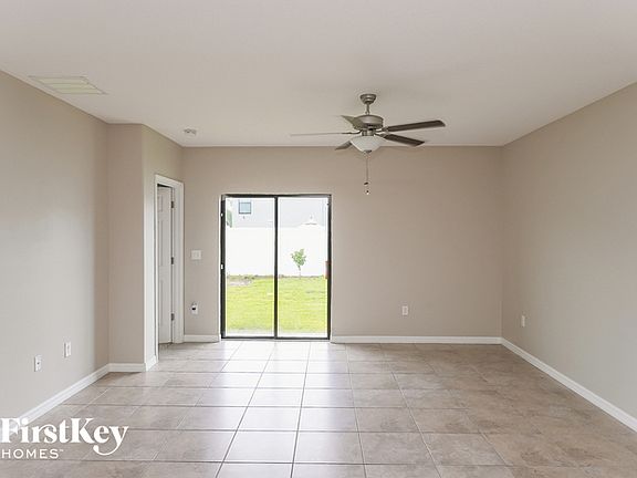2nd image of 14816 Crescent Rock Dr