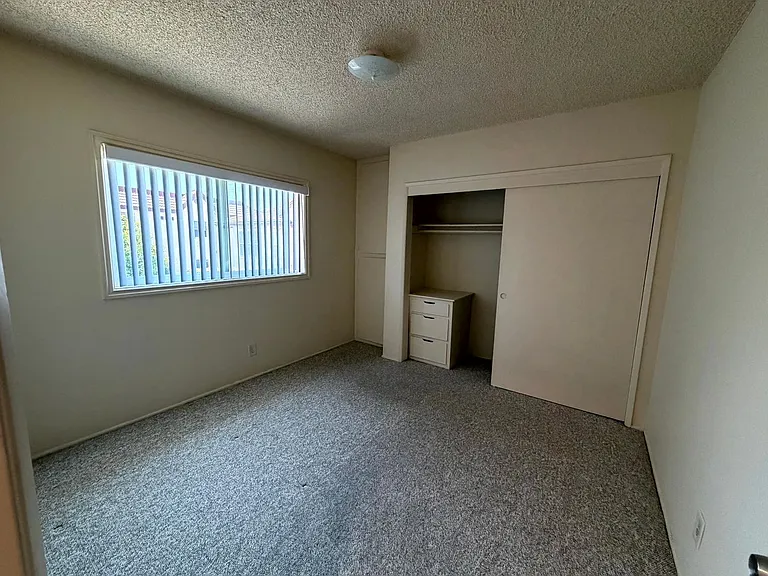 307 N Curtis Ave — Photo 9