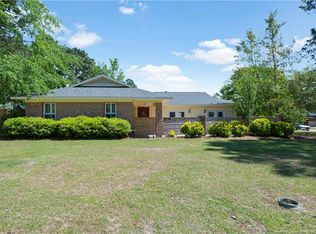 3739 Floyd Dr, Hope Mills, NC 28348