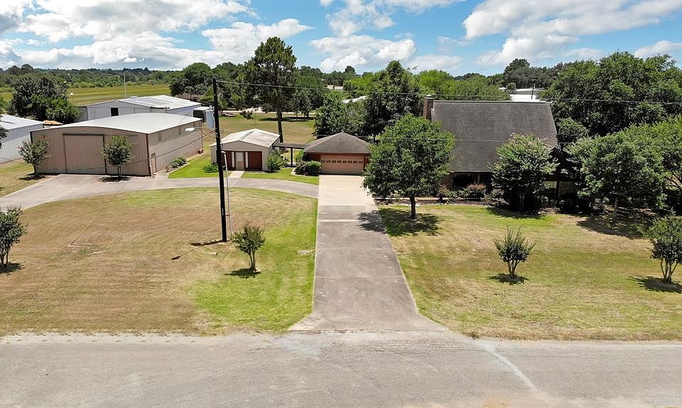 1st image of 32119 Sky Lakes Dr