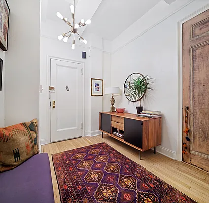 Rented by Compass | media 2