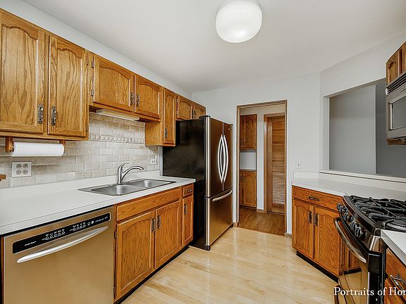 3rd image of 131 Red Fox Ln #C8