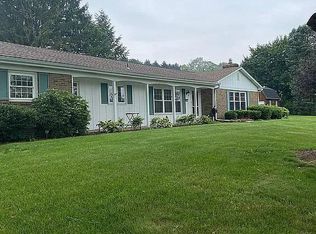 2262 Jordan Rd, Orefield, PA 18069