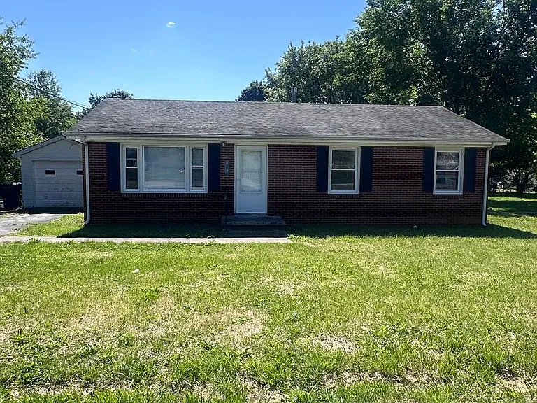 617 Vass Ln — Photo 1