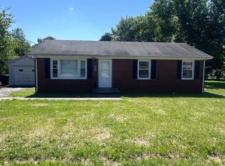 617 Vass Ln, Hopkinsville, KY 42240