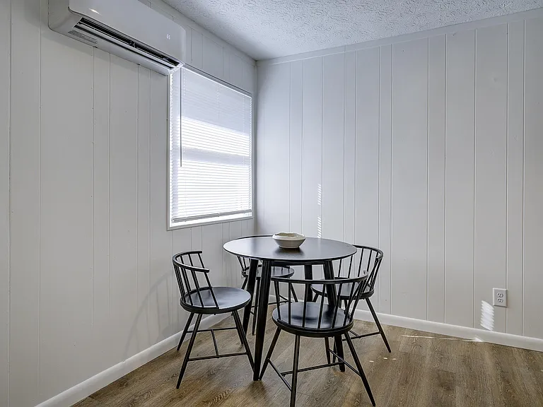102 Diane Ln #226 — Photo 6