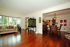 4th image of 33 Lawrence St