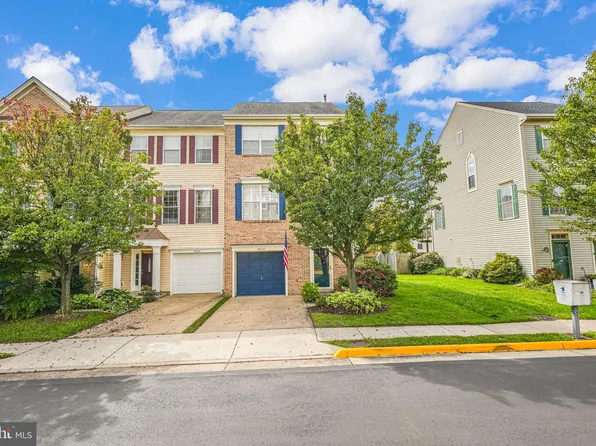 14219 Beddingfield Way, Centreville, VA 20121