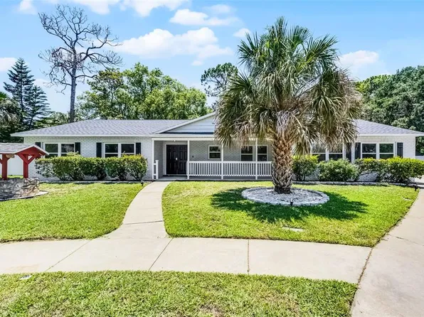 174 Pine Grove Ct, Daytona Beach, FL 32119