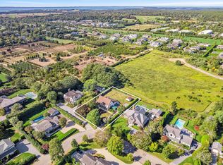 63 Pleasant Ln, Southampton, NY 11968