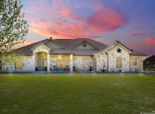 167 Triple Bend Dr, La Vernia, TX 78121