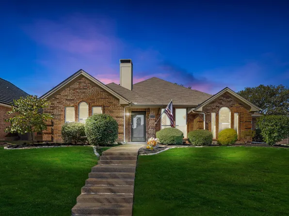 3241 David Dr, Hurst, TX 76054