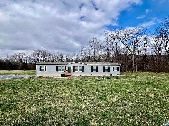 2nd image of 408 Sandy Ridge Rd