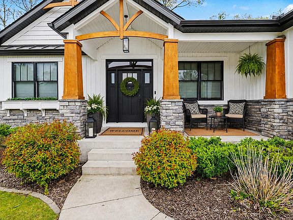 4th image of 4134 Garden Oak Ct