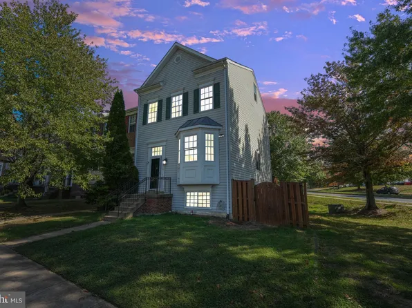 4110 La Mauricie Loop, Dumfries, VA 22025