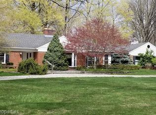 21890 Hampton St, Beverly Hills, MI 48025