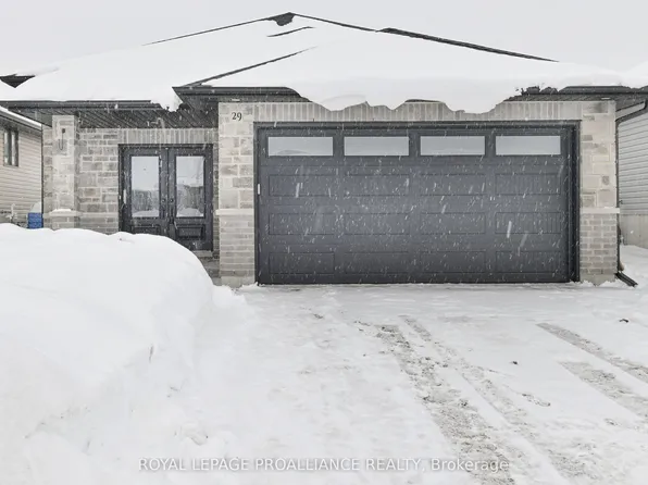 29 Cedar Park Cres, Quinte West, ON K8V 0J2