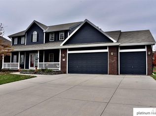7836 N 157th St, Bennington, NE 68007