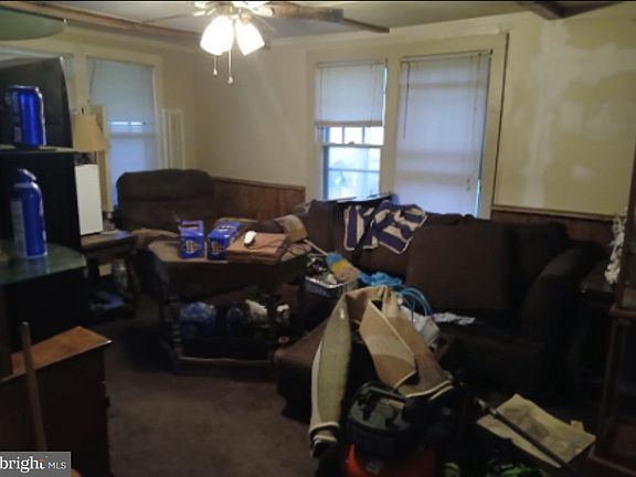 3rd image of 207 Magnolia Ave