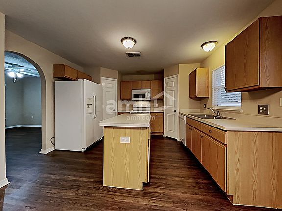 3rd image of 13059 Waterbourne Dr