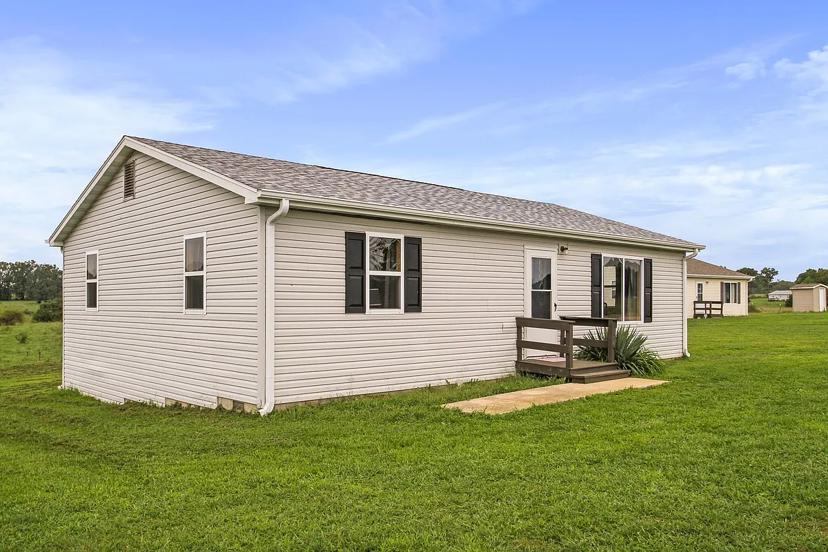 Building Photo - 157 County Road 383