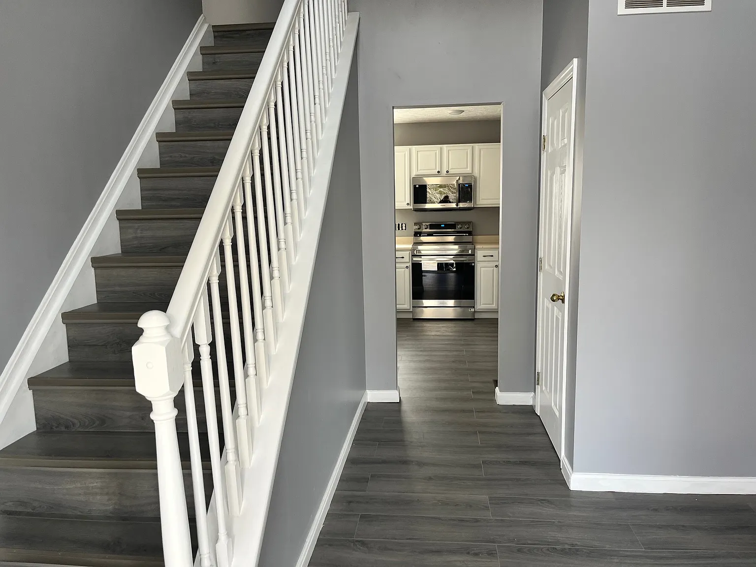 4 bed, 2.5 bath, 1847 sqft, $2,450 — Photo 3