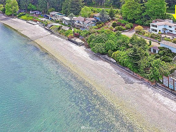 5th image of 136 W Seashore Lane