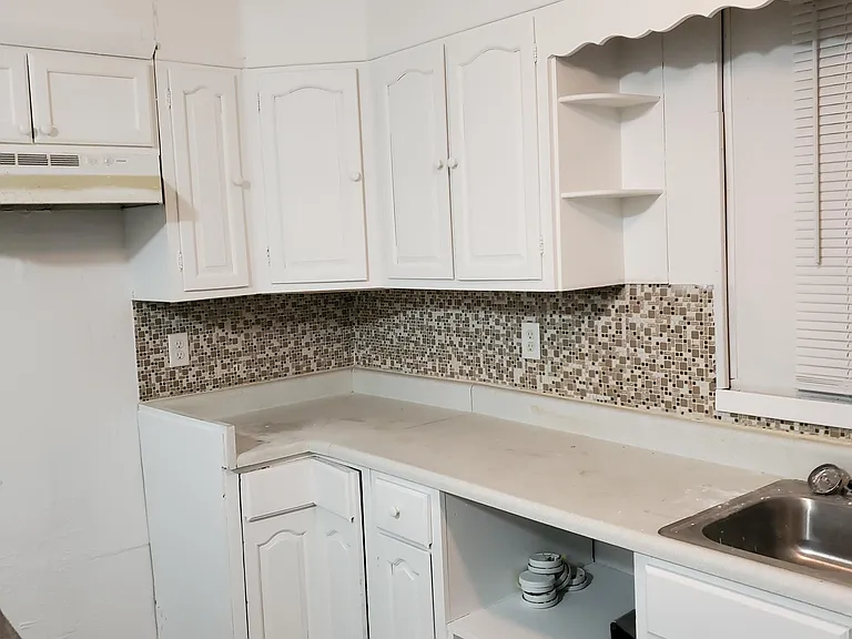 522 Plum St — Photo 13