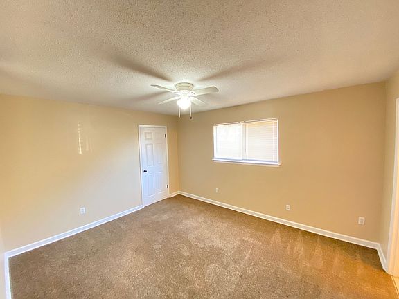 4th image of 5656 Myers Rd