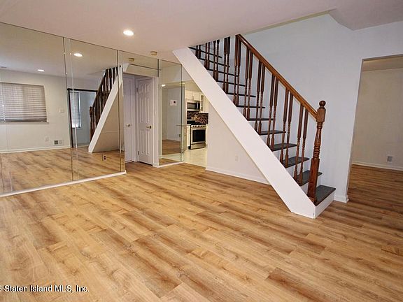 4th image of 32 McDivitt Ave #A