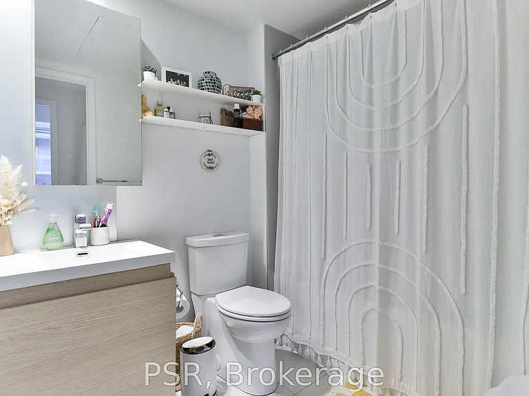 1030 King St W #1134 — Photo 11