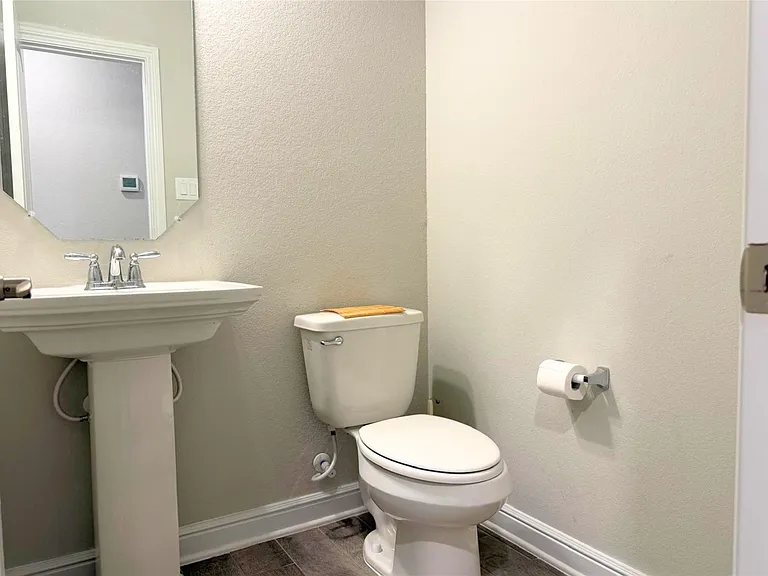 244 Upland Dr — Photo 21