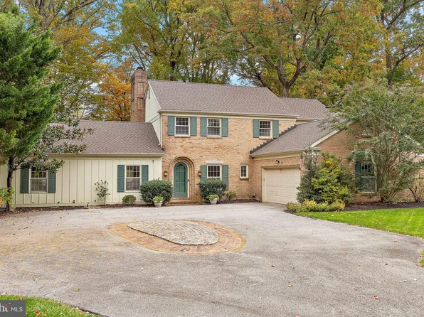 915 Barley Dr, Wilmington, DE 19807