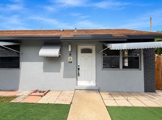 528 E Lakewood Rd #B, West Palm Beach, FL 33405