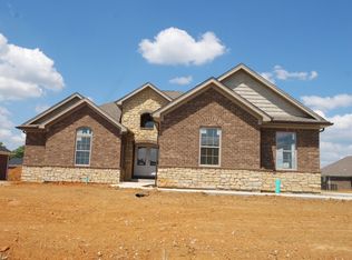 2915 Boulder Ridge Dr, Jeffersonville, IN 47130