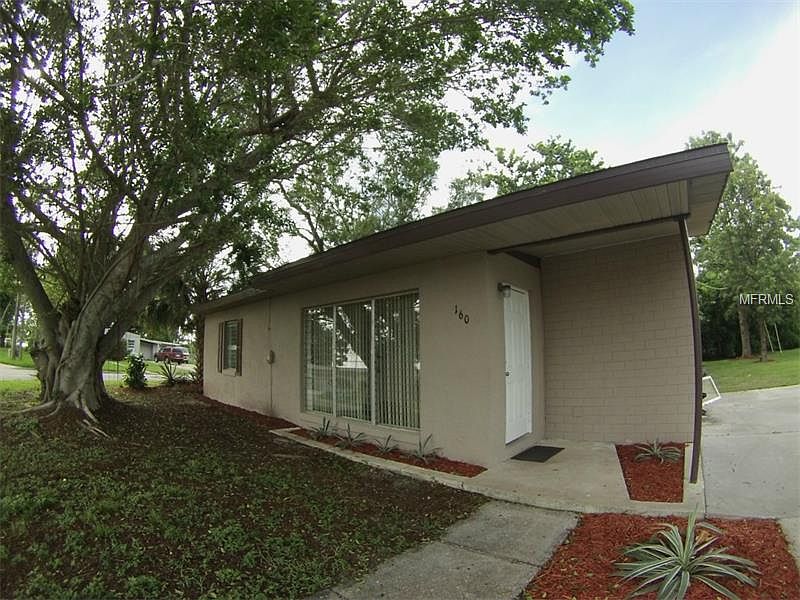 1st image of 160 Palmetto Cir