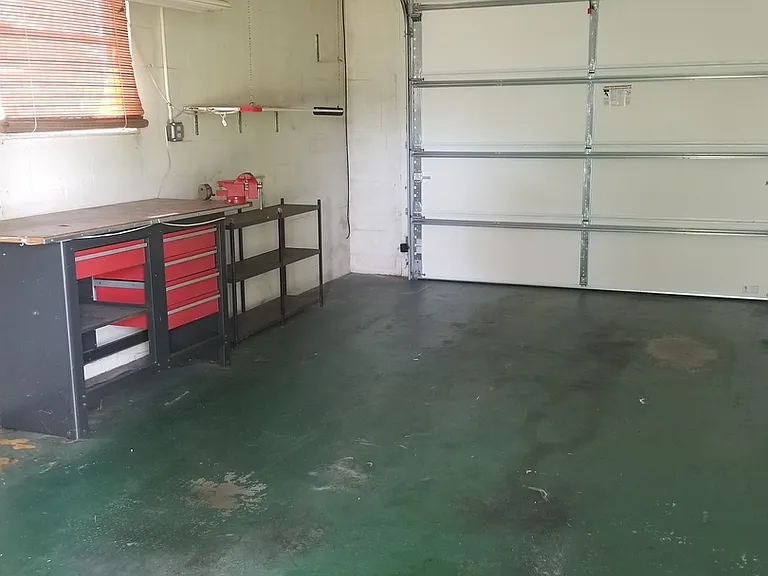 4248 Drummond Ave — Photo 12