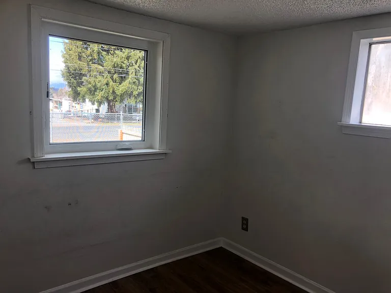 1877 Ivory St — Photo 18
