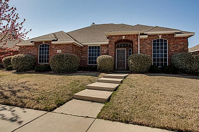 1st image of 4416 Rosewood Ln