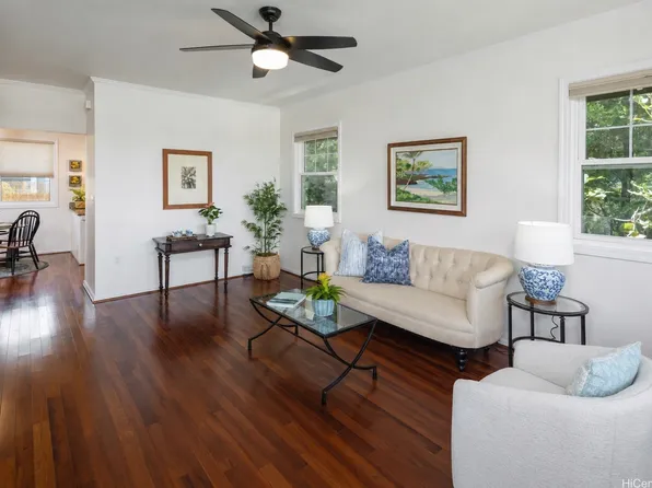 1439 Center St, Honolulu, HI 96816