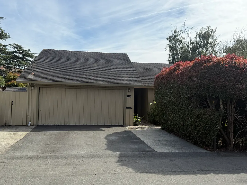 2110 Mattison Ln