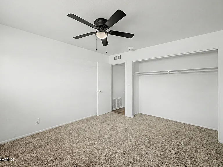 317 N Elm St — Photo 21