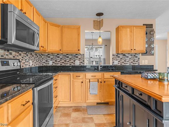 4th image of 2509 Cedar Creek Ln