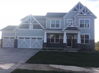 5675 Garland Ln N, Plymouth, MN 55446