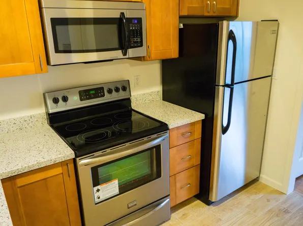 312 Waverley St, Menlo Park, CA 94025